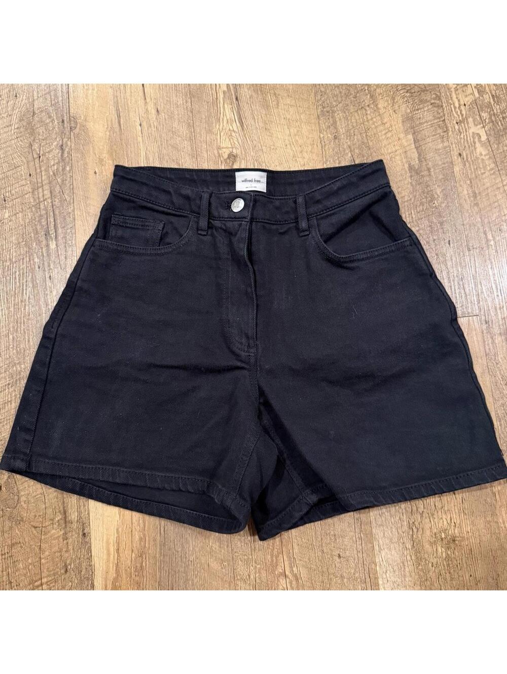 Aritzia Wilfred Free High Waist Black Shorts 2